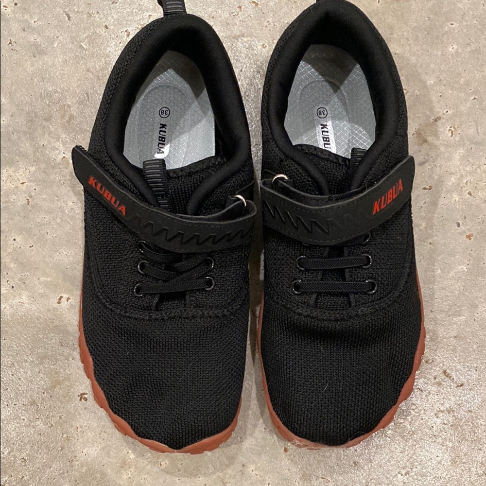 Boys Kubua Black and Red Sneakers
